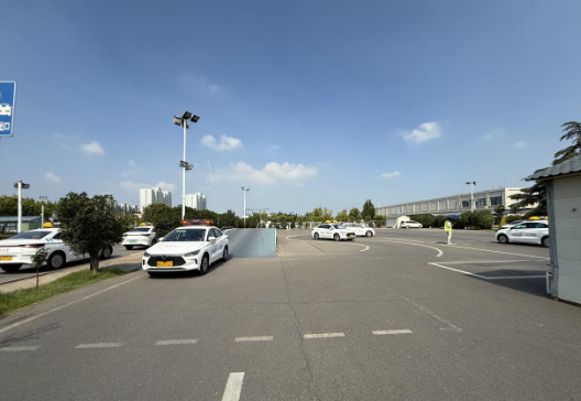 2026 ֣�ݼ�У���а��Խ�����+��ͨ���ʻ�������