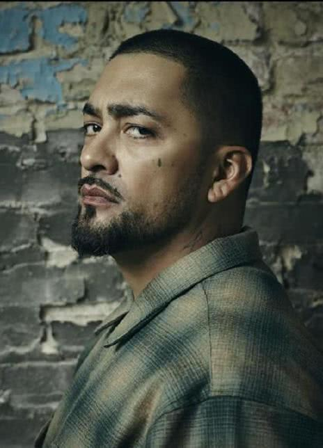 ���ɶ��ࡤ���ո�˹��������