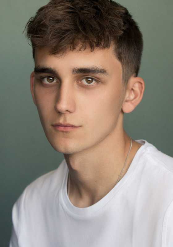 CameronChapman��������