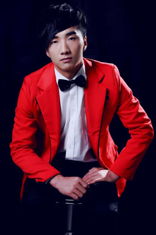 ����������