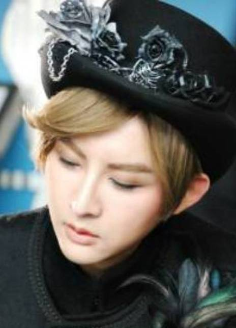 �����˸�������