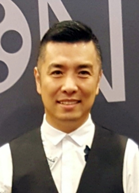 �ٸ�����������