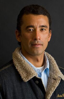 ��ľ���˸�������