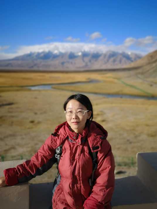 ����������