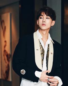 ��������������