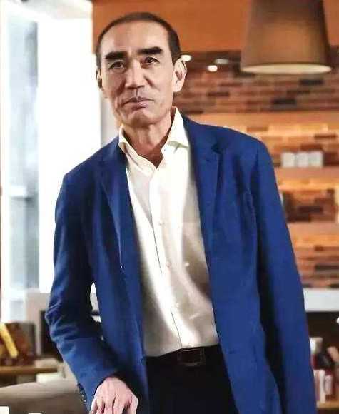 �����Ը�������