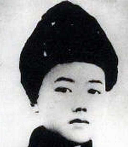 ��������������