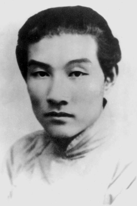 ³������������