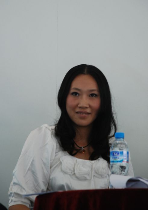 Я����Ư����������