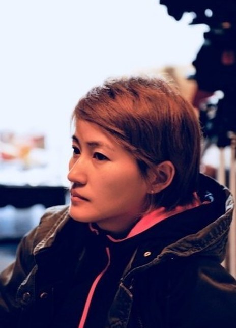 ��褸�������