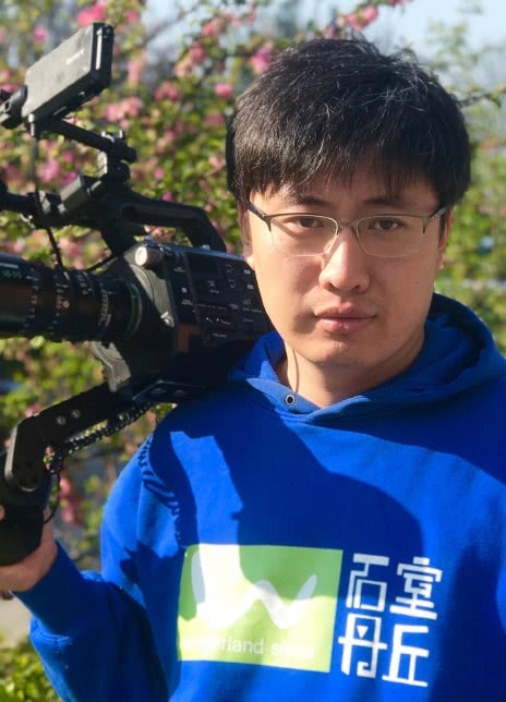 ���R��������