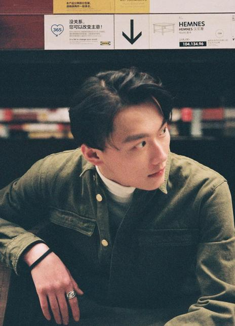 ����褸�������