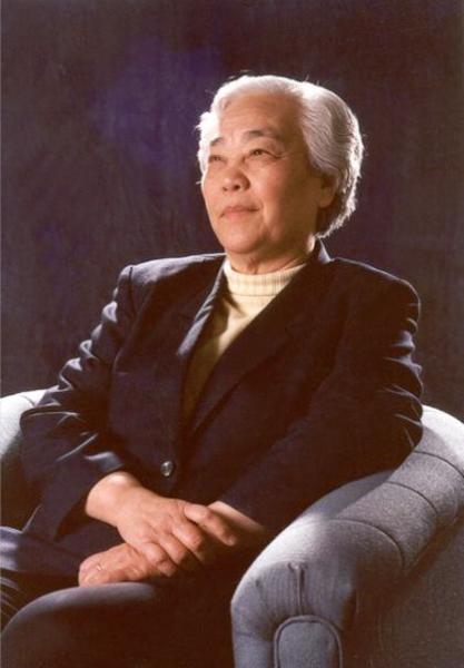 ½�����������