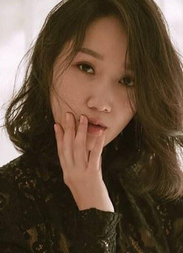 �ӱ����������