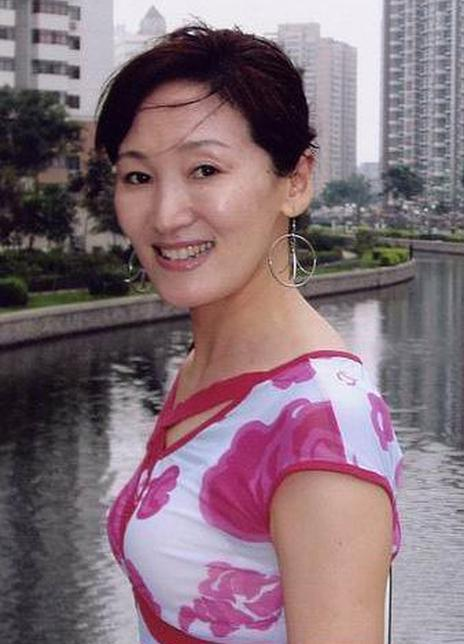 �����ٸ�������