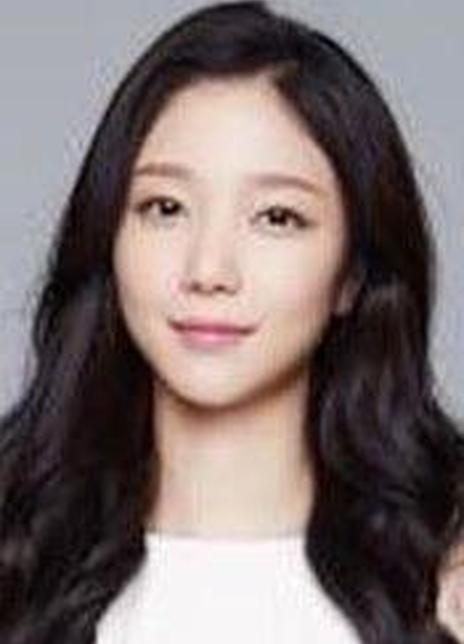 ����Ƹ�������