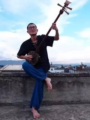 �����˸�������