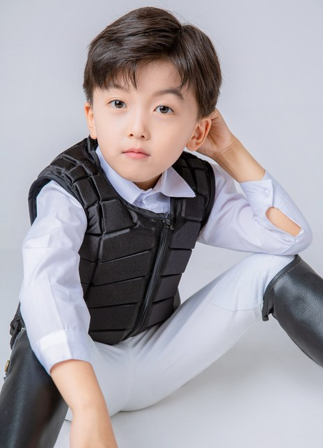 �۽��������