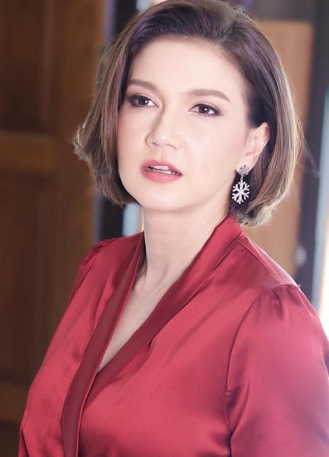 ����ϣ����ķ�����˵϶�ķ�ʸ����ظ�������