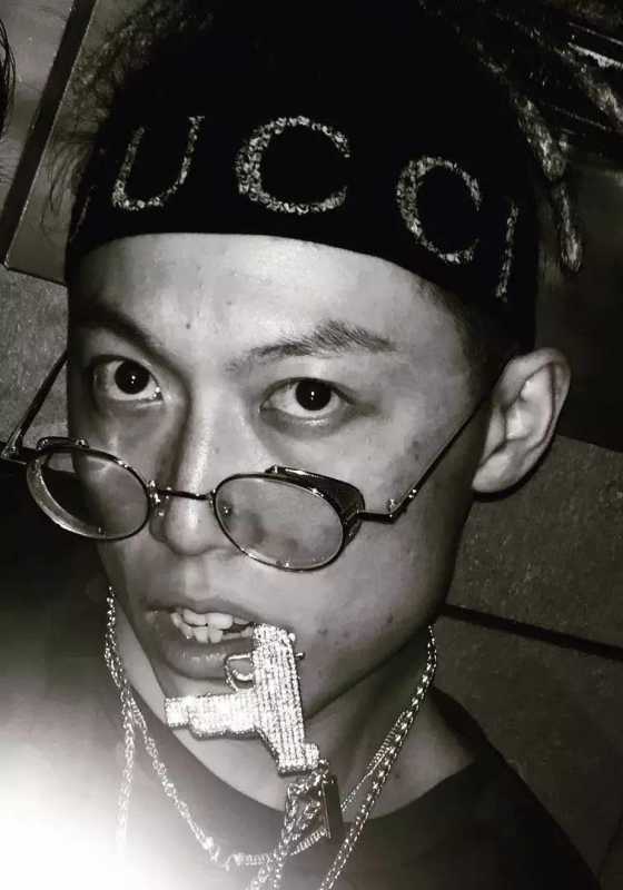 ��ݸ�������