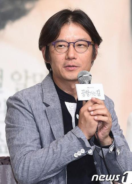 ���ܹ��������