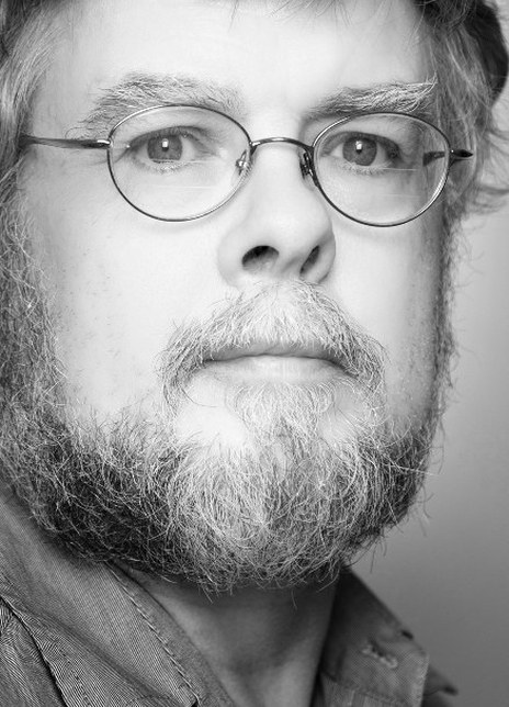 ���ġ������������