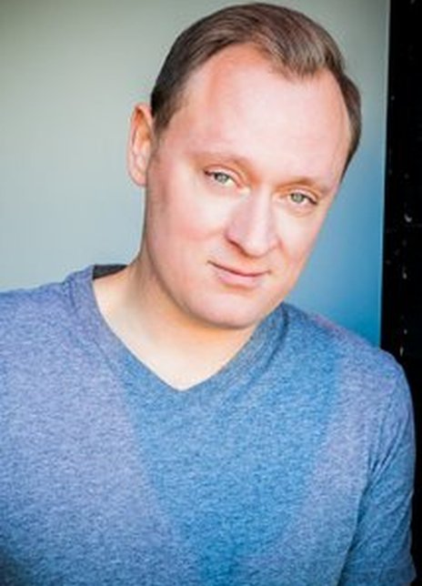 KevinDennis��������