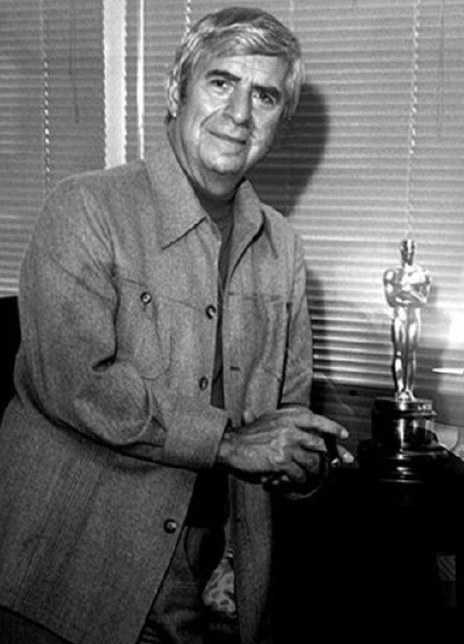 �����ڶ���Ŧ����������