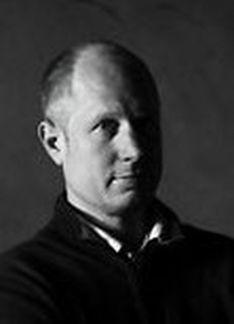 ���ˡ���ƶ�ɭ��������