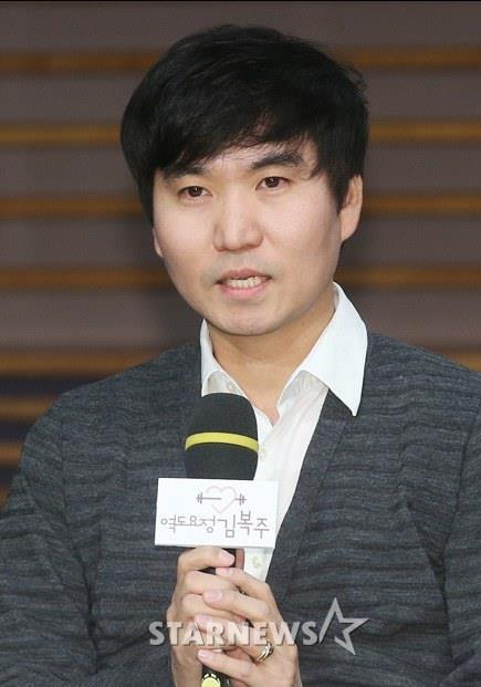 �����Ӹ�������