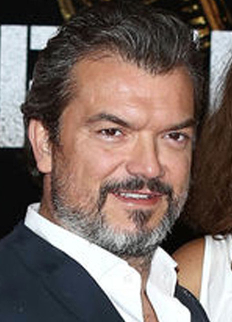 �������׶�����ϣ�˸�������