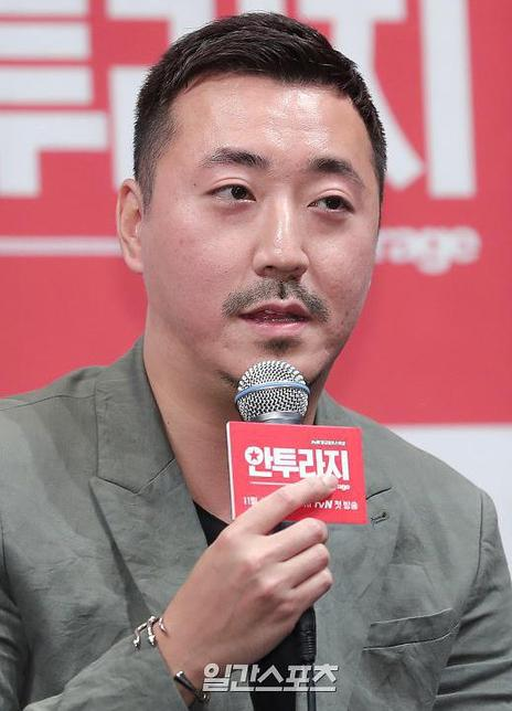 ��Ӣ���������