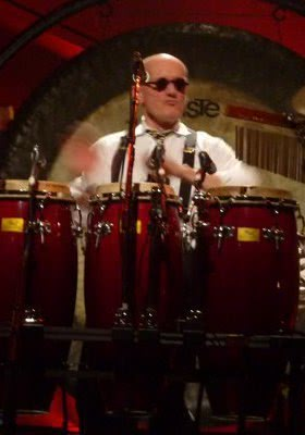 �ס������������