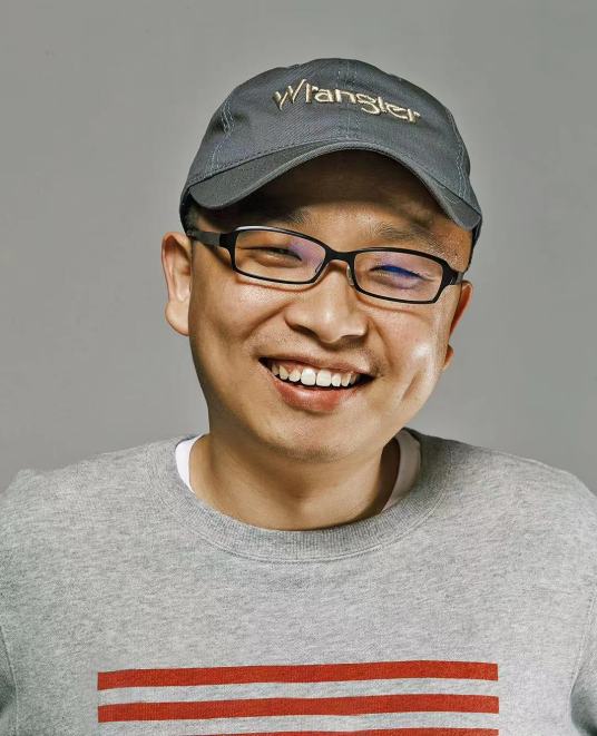 ½�����������