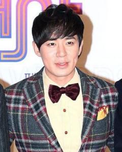 ����Ƹ�������