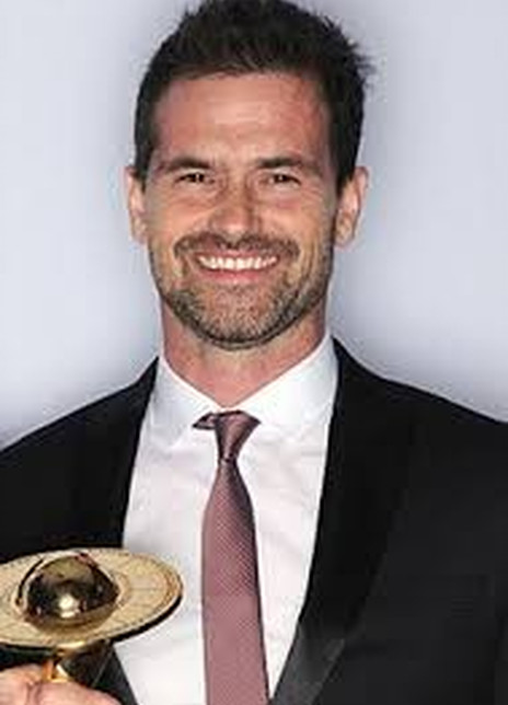 ���ˡ�ɳ����˹��������