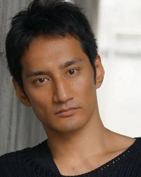 ���ﲽ��������