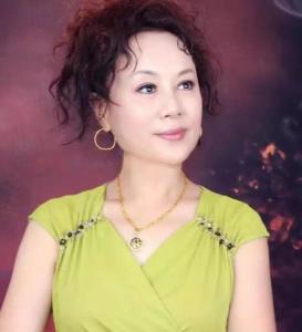 �߾���������