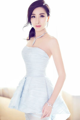 ����������