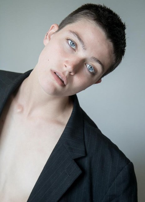 E����Ƹ�������