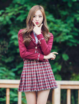 �޺����������