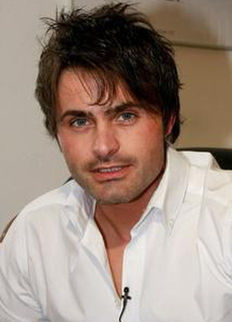 ����˹����������˸�������