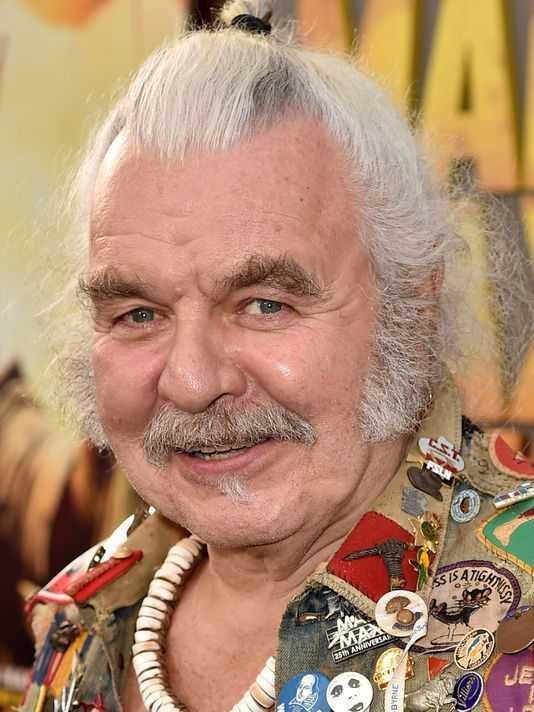 �ݡ���˹-���׸�������