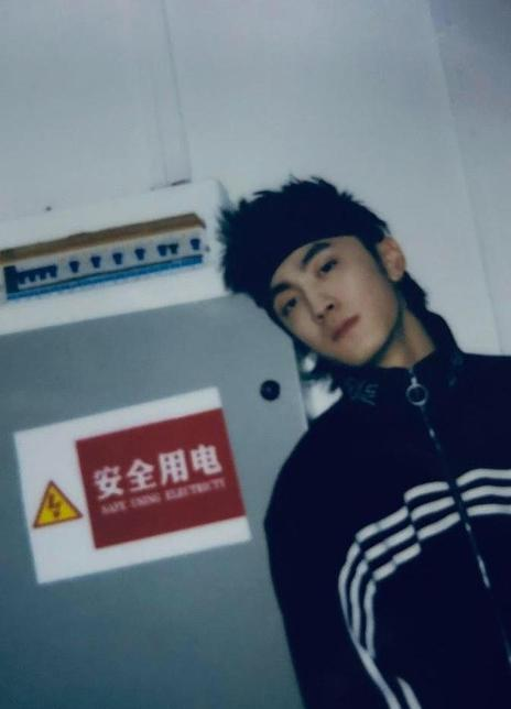 ţ����������