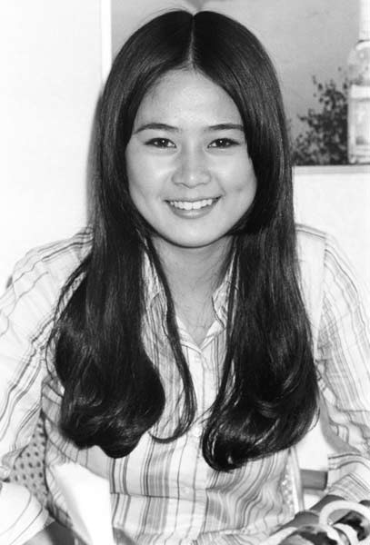 ����Ů����������