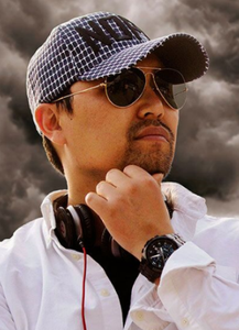 �����˸�������