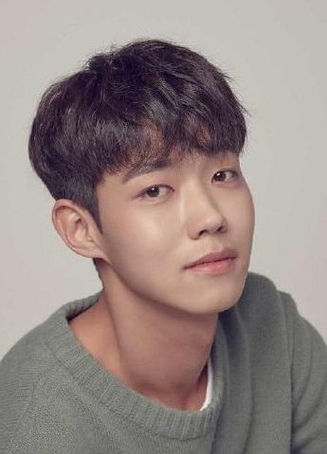 ����������