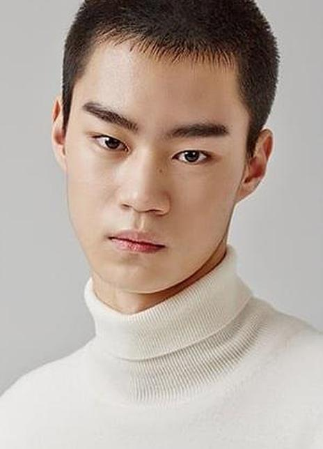 ��˶�͸�������