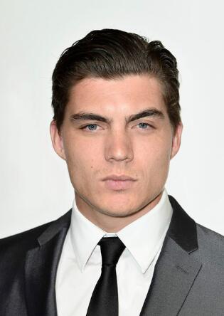 �޶��������ĸ�������